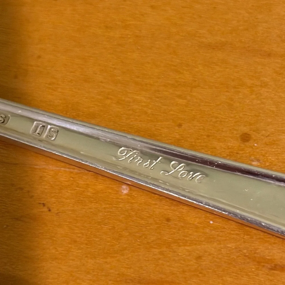 Oneida First Love 1847 Rogers Bros Silverplate Teaspoons Set of 13 Vintage